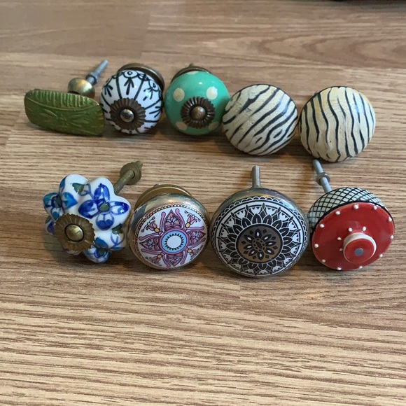 Anthropologie Other - 9 assorted knobs